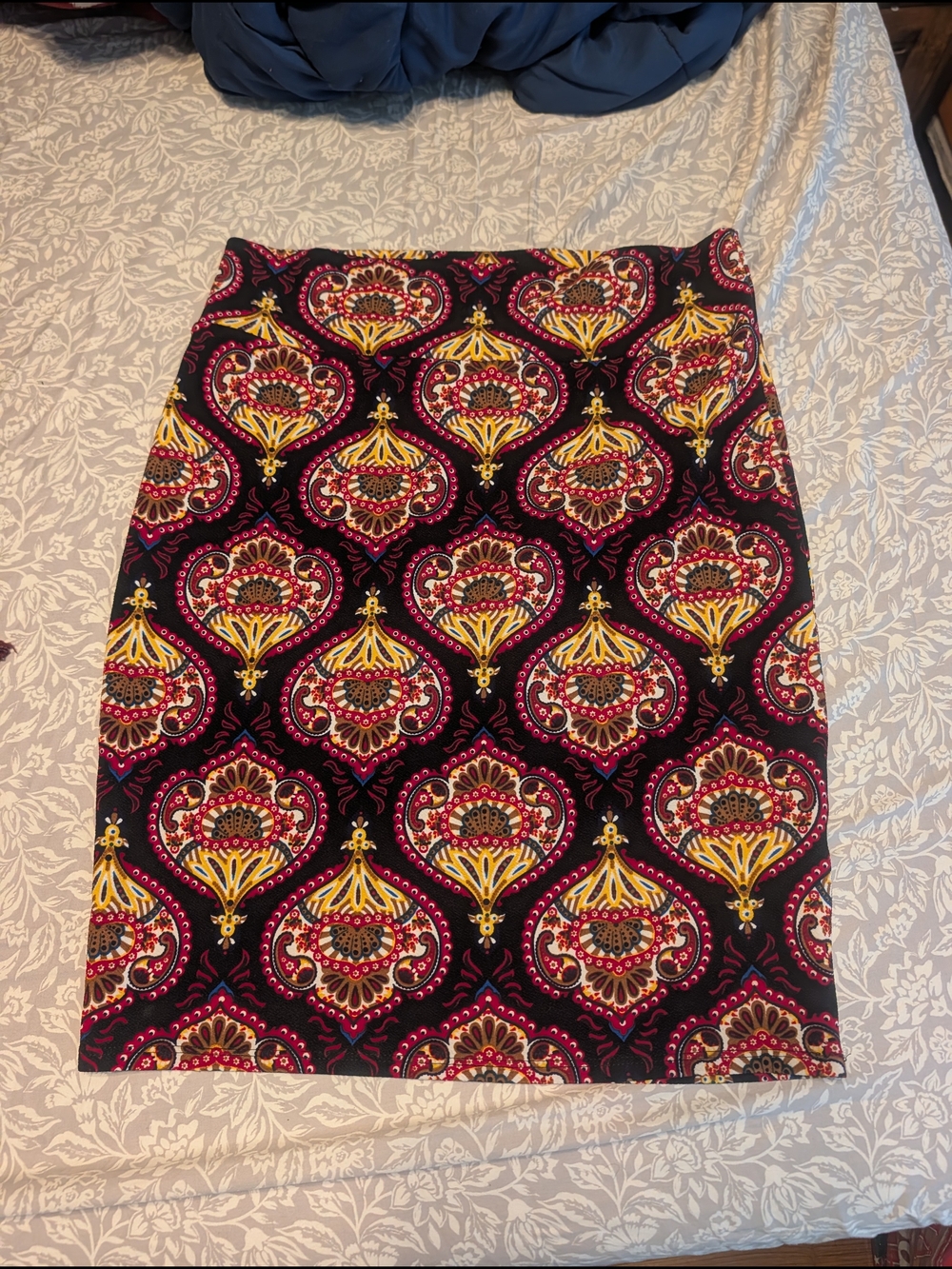 LuLaRoe Cassie Pencil Skirt
